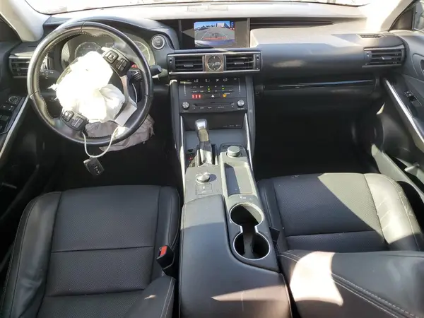 JTHBA1D21J5073419 2018 LEXUS IS - Image 8