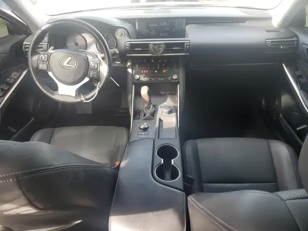 JTHBA1D21J5073758 2018 LEXUS IS - Image 8