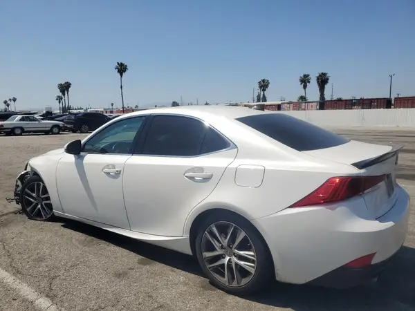 JTHBA1D21J5074893 2018 LEXUS IS - Image 2