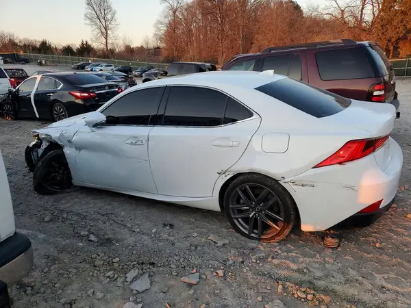 JTHBA1D21J5075817 2018 LEXUS IS - Image 2