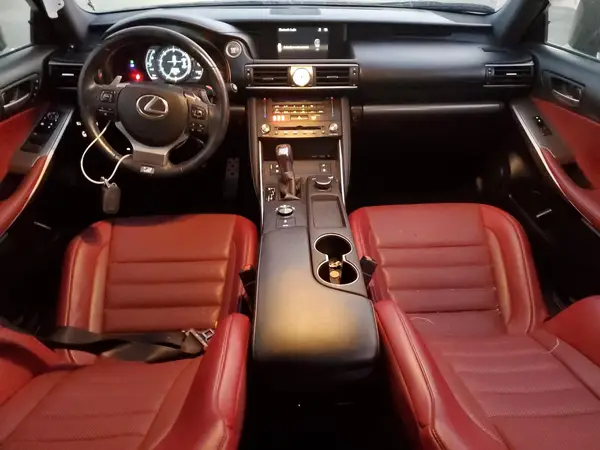 JTHBA1D21J5080953 2018 LEXUS IS - Image 8