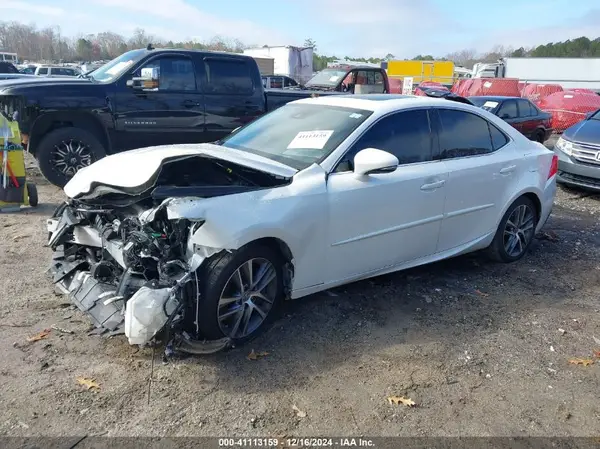 JTHBA1D21J5083478 2018 LEXUS IS - Image 2