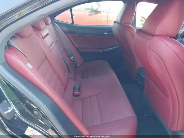 JTHBA1D21K5087340 2019 LEXUS IS - Image 8