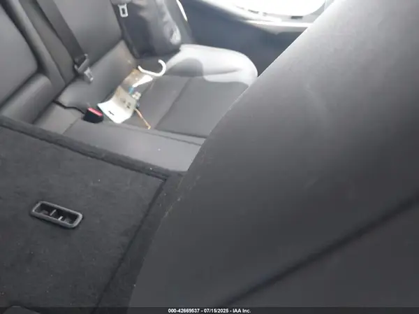 JTHBA1D21K5087709 2019 LEXUS IS - Image 8