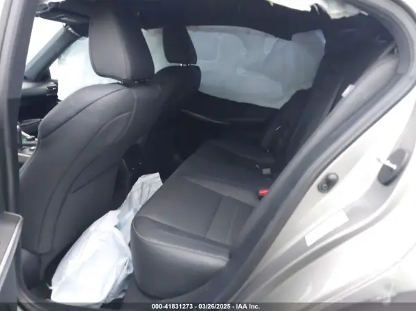 JTHBA1D21K5088150 2019 LEXUS IS - Image 8