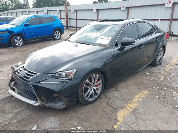 JTHBA1D21K5096037 2019 LEXUS IS - Image 2