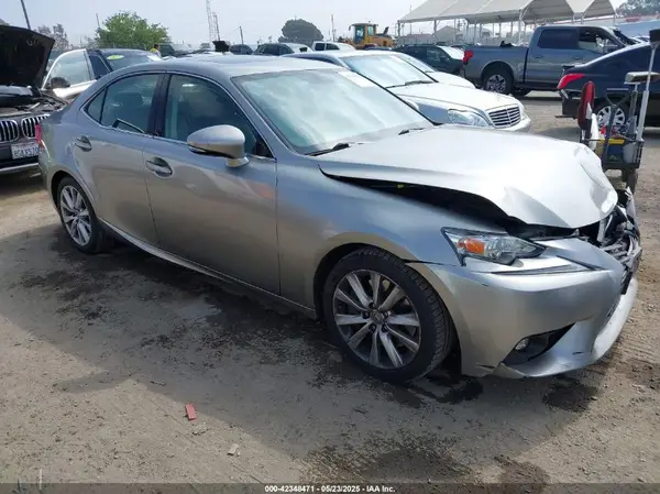 JTHBA1D22G5001850 2016 LEXUS IS - Image 1