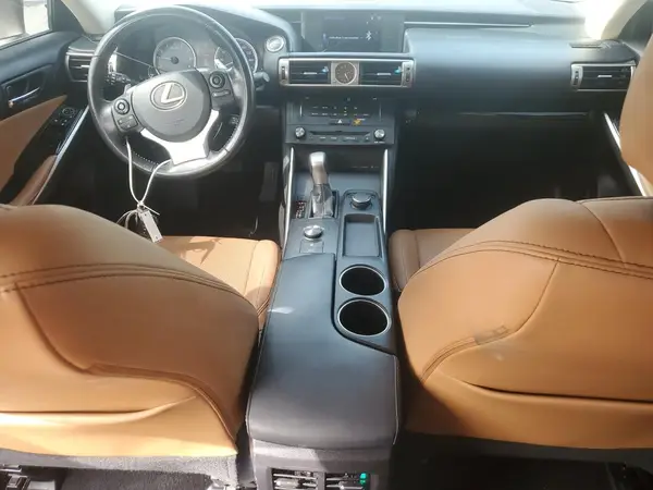 JTHBA1D22G5003064 2016 LEXUS IS - Image 8