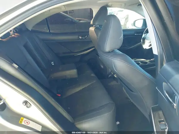JTHBA1D22G5004344 2016 LEXUS IS - Image 8
