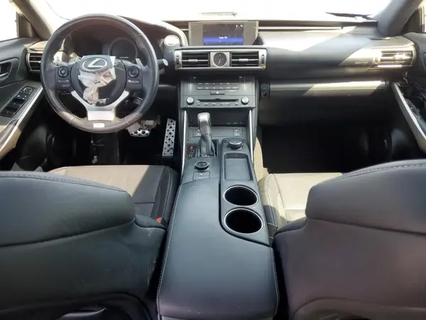 JTHBA1D22G5013724 2016 LEXUS IS - Image 8
