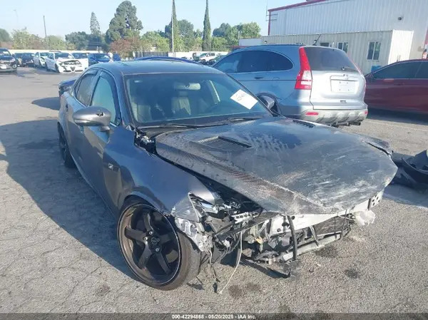 JTHBA1D22G5013965 2016 LEXUS IS - Image 1