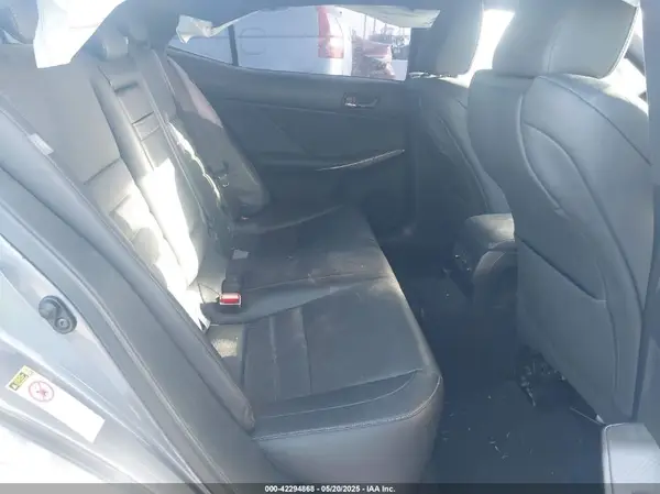 JTHBA1D22G5013965 2016 LEXUS IS - Image 8