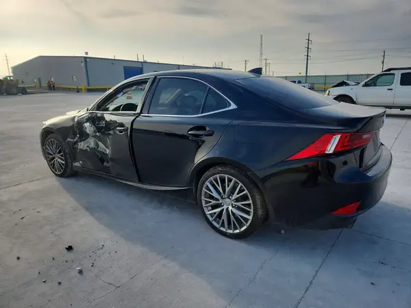 JTHBA1D22G5014016 2016 LEXUS IS - Image 2