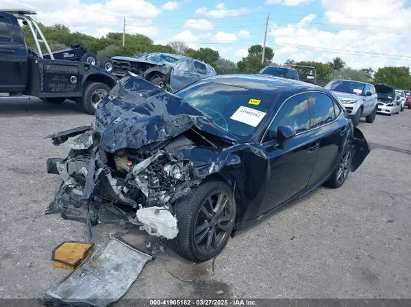 JTHBA1D22G5016073 2016 LEXUS IS - Image 2