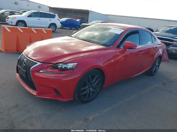 JTHBA1D22G5016381 2016 LEXUS IS - Image 2