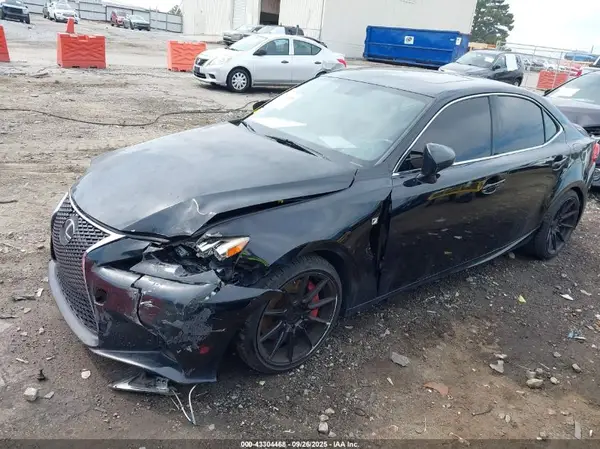 JTHBA1D22G5019961 2016 LEXUS IS - Image 2