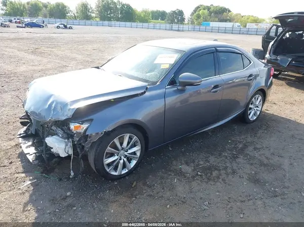 JTHBA1D22G5020916 2016 LEXUS IS - Image 2