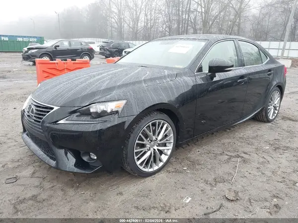 JTHBA1D22G5025517 2016 LEXUS IS - Image 2