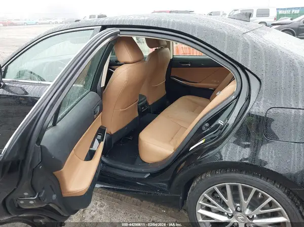 JTHBA1D22G5025517 2016 LEXUS IS - Image 8