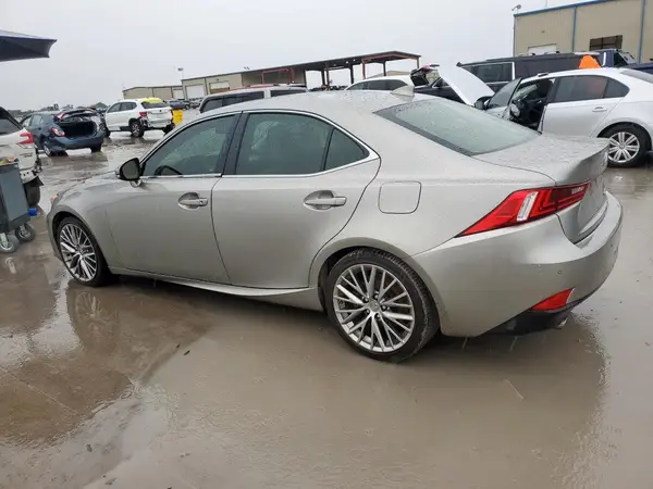 JTHBA1D22G5027509 2016 LEXUS IS - Image 2