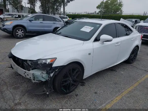 JTHBA1D22G5033018 2016 LEXUS IS - Image 2