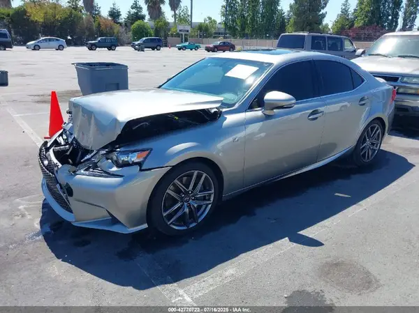 JTHBA1D22G5034735 2016 LEXUS IS - Image 2