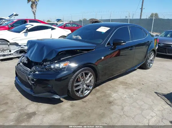 JTHBA1D22G5037411 2016 LEXUS IS - Image 2