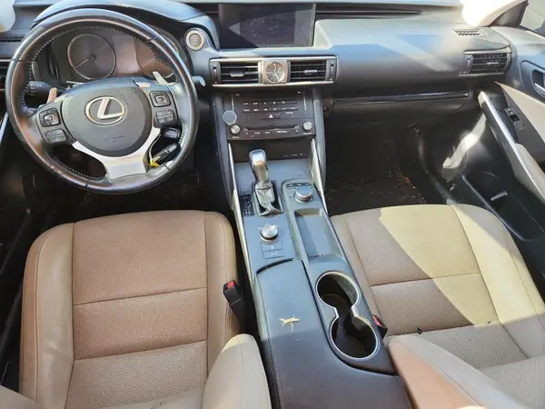 JTHBA1D22H5040441 2017 LEXUS IS - Image 8