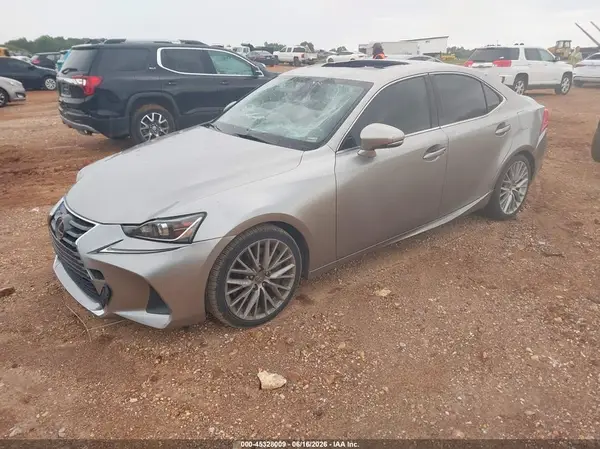JTHBA1D22H5049026 2017 LEXUS IS - Image 2