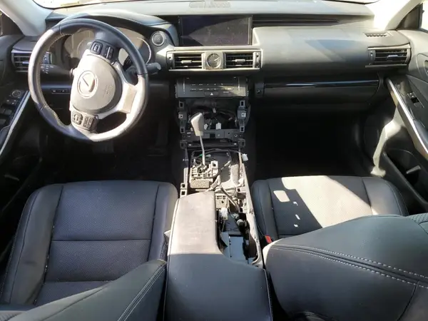 JTHBA1D22H5050046 2017 LEXUS IS - Image 8
