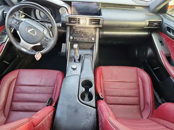 JTHBA1D22J5063806 2018 LEXUS IS - Image 8