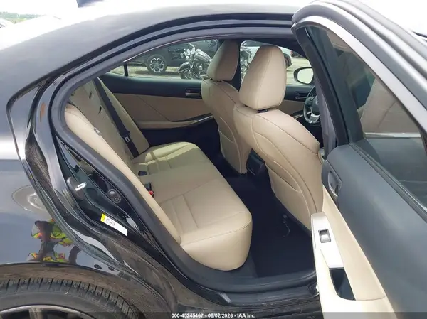 JTHBA1D22J5065457 2018 LEXUS IS - Image 8