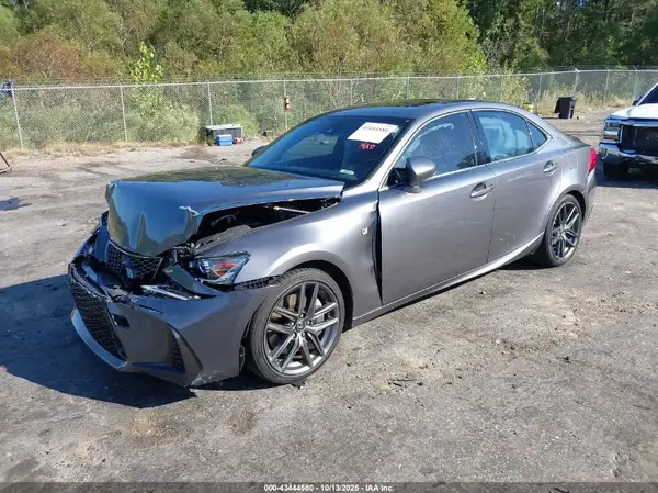 JTHBA1D22J5067841 2018 LEXUS IS - Image 2