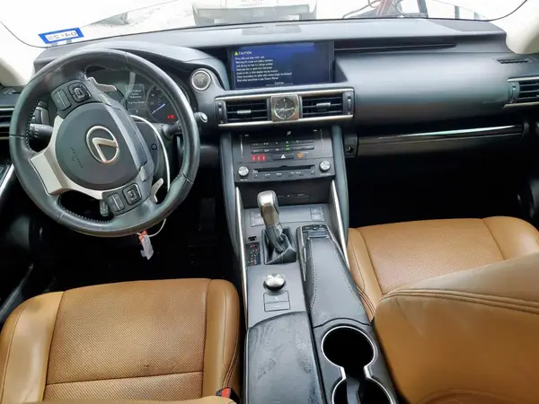 JTHBA1D22J5072649 2018 LEXUS IS - Image 8