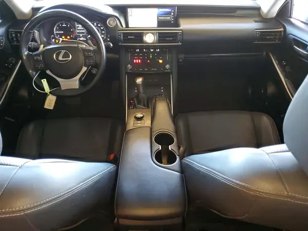 JTHBA1D22J5072912 2018 LEXUS IS - Image 8
