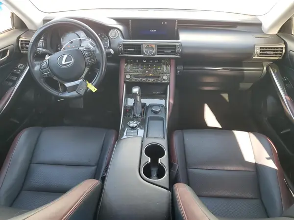 JTHBA1D22J5075633 2018 LEXUS IS - Image 8