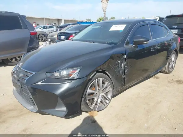 JTHBA1D22J5075731 2018 LEXUS IS - Image 2