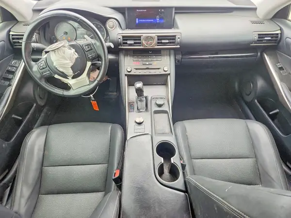 JTHBA1D22K5095284 2019 LEXUS IS - Image 8