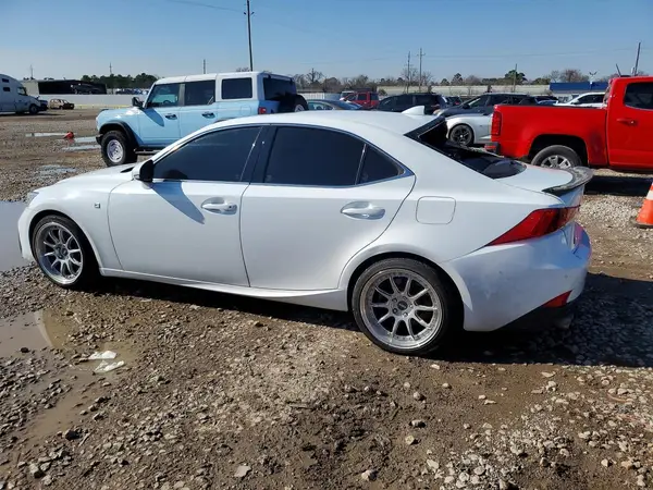 JTHBA1D22K5095656 2019 LEXUS IS - Image 2