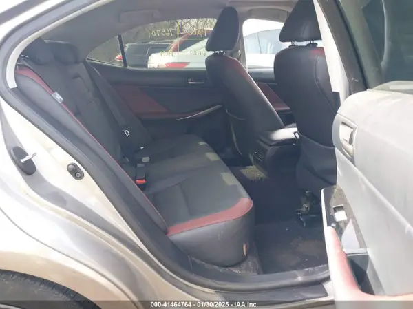 JTHBA1D22K5100547 2019 LEXUS IS - Image 8