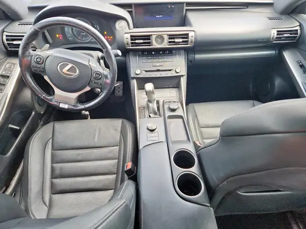 JTHBA1D23G5002926 2016 LEXUS IS - Image 8