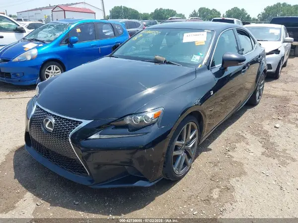JTHBA1D23G5004305 2016 LEXUS IS - Image 2