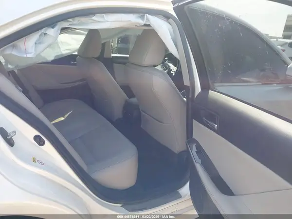JTHBA1D23G5005244 2016 LEXUS IS - Image 8