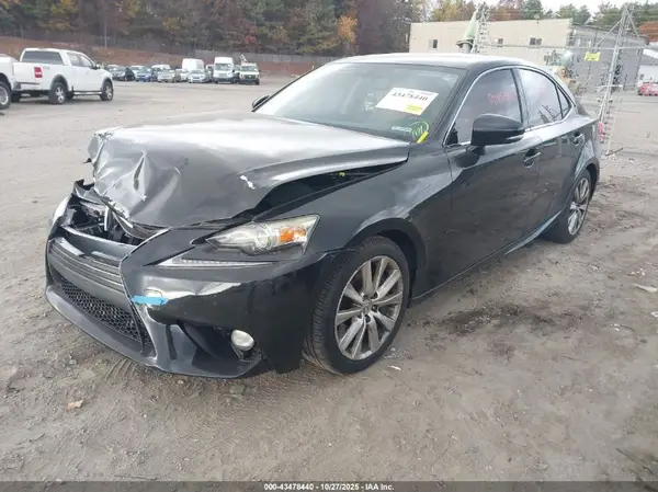 JTHBA1D23G5007396 2016 LEXUS IS - Image 2