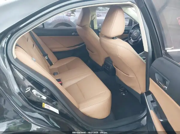 JTHBA1D23G5007396 2016 LEXUS IS - Image 8