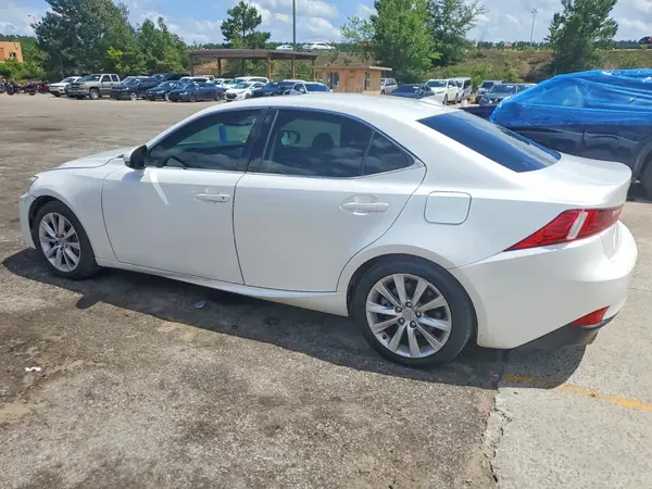 JTHBA1D23G5008323 2016 LEXUS IS - Image 2