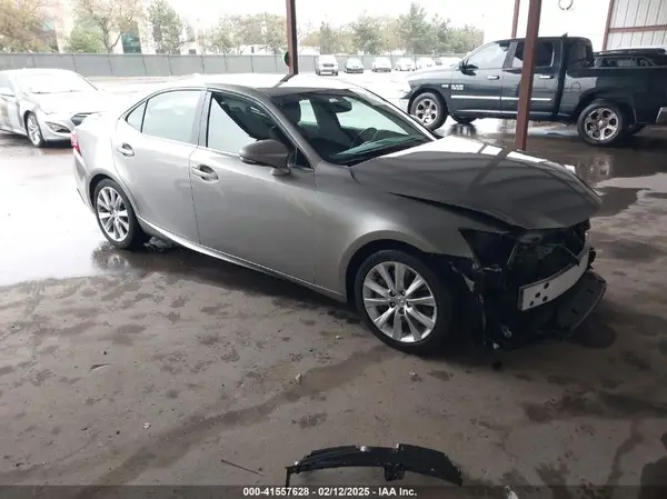 JTHBA1D23G5008984 2016 LEXUS IS - Image 1