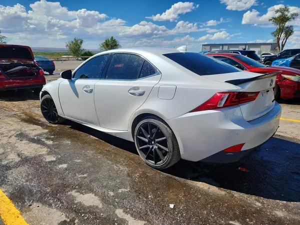 JTHBA1D23G5012565 2016 LEXUS IS - Image 2