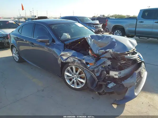 JTHBA1D23G5013263 2016 LEXUS IS - Image 1