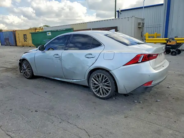 JTHBA1D23G5014087 2016 LEXUS IS - Image 2